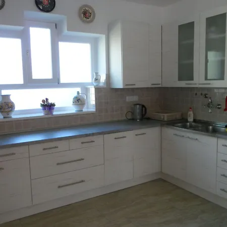 Mit Privatem Pool By Interhome Apartamento