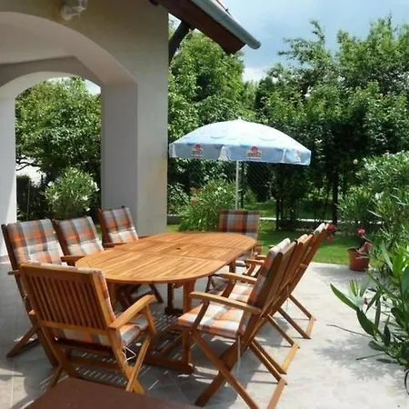 Mit Privatem Pool By Interhome Balatonföldvár