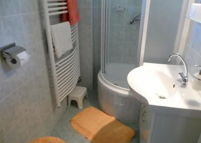 Апартаменты Mit Privatem Pool By Interhome